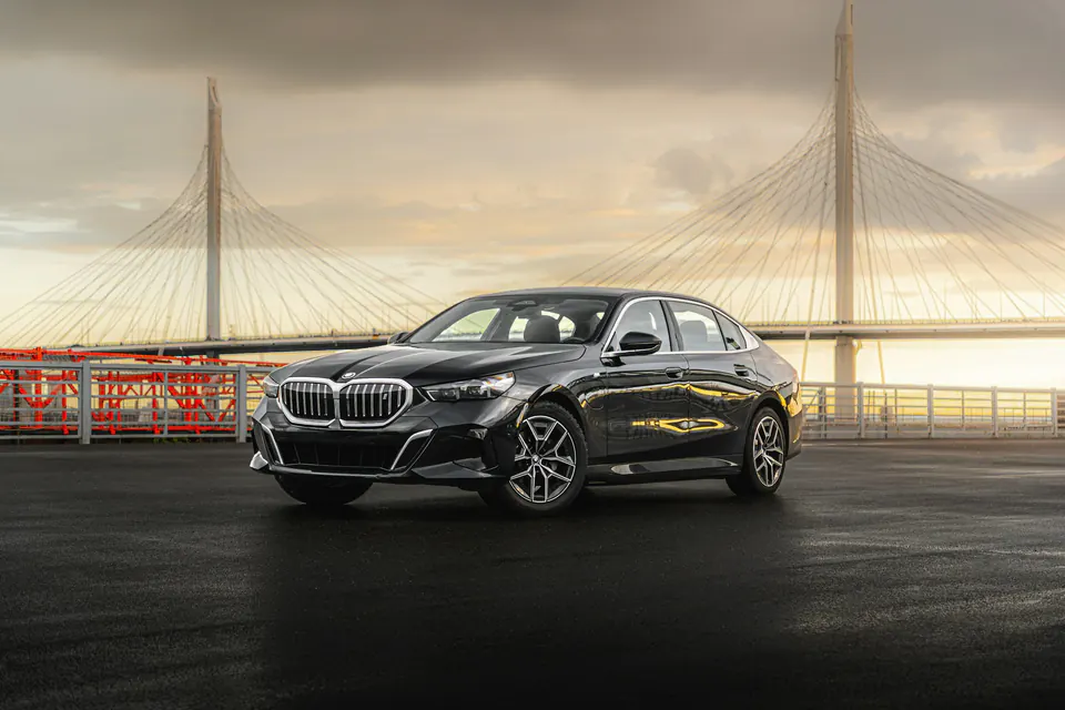 BMW i5 G60 удлинённый